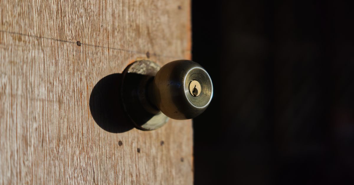 locksmith service technician — West Hempstead Locksmith